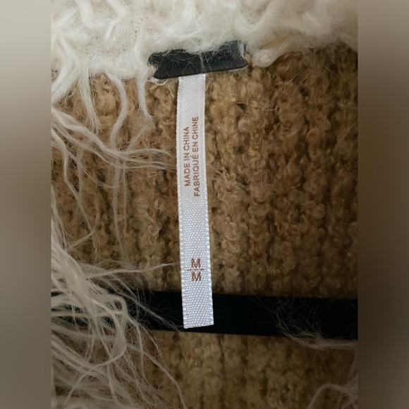 Free people fur sweater BNWOT - Picture 5 of 6